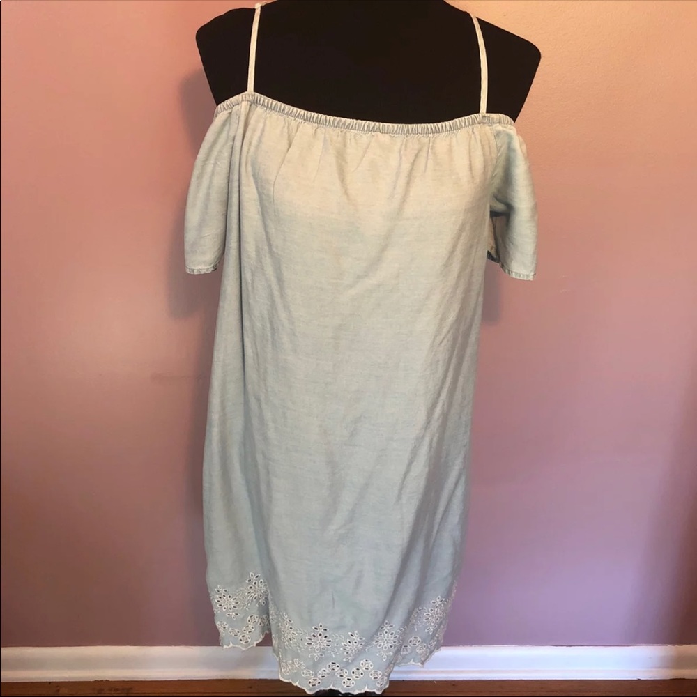 Old Navy light Denim Housedress scallop bottom sm